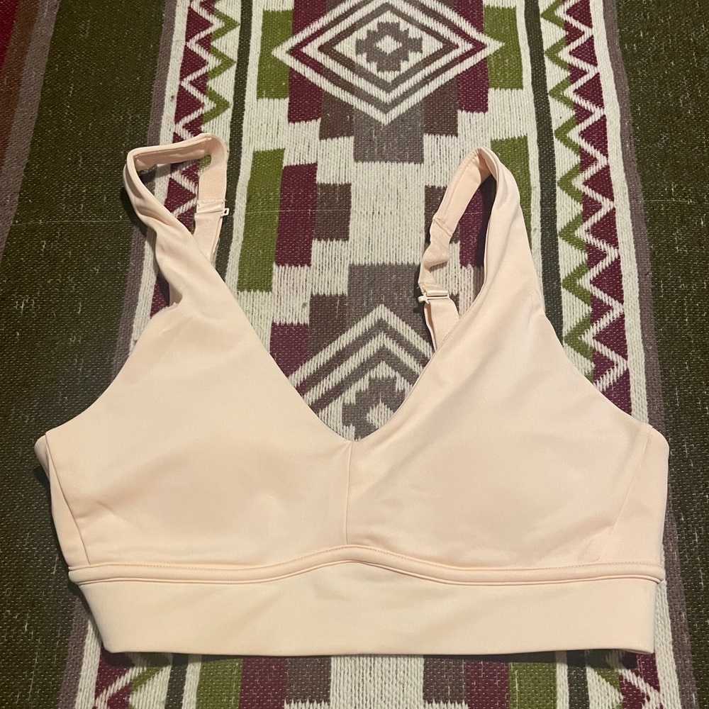 COPY - Fabletics Small Sports Bra